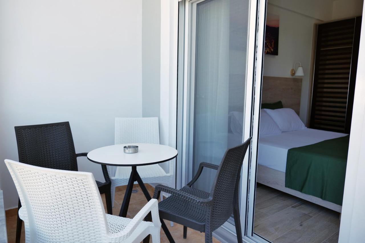 Sarandaview Hotel Kültér fotó