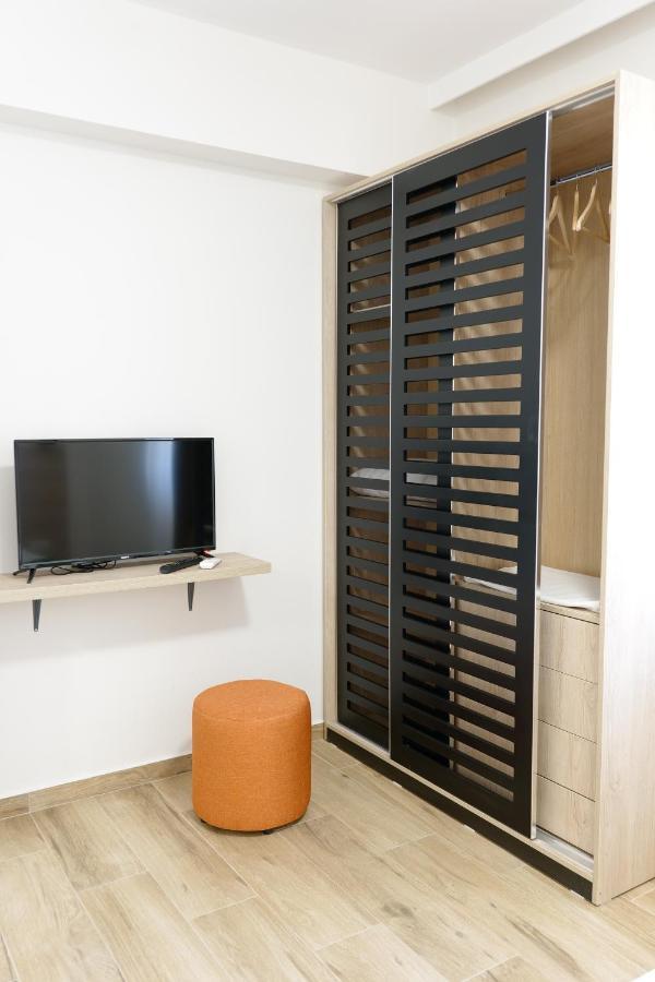 Sarandaview Hotel Kültér fotó