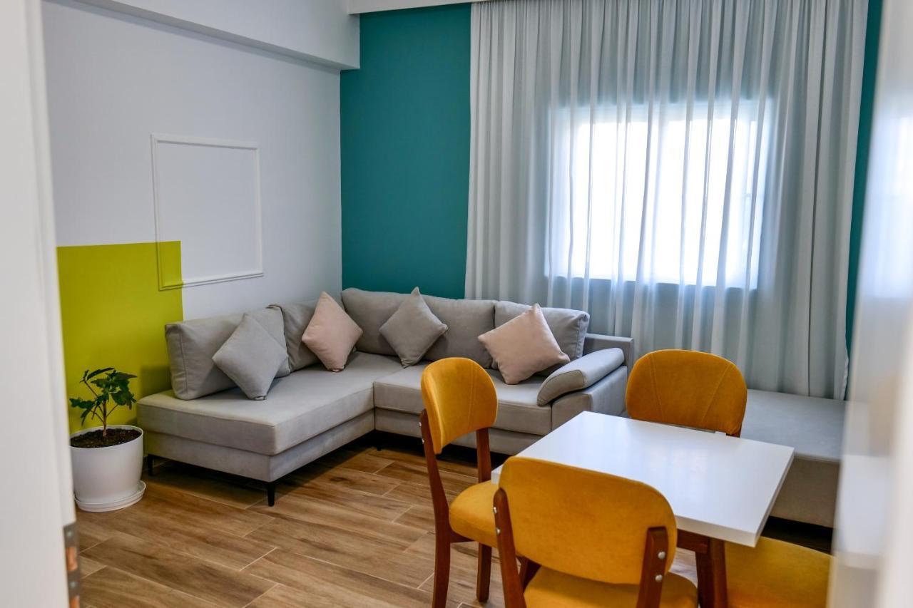 Sarandaview Hotel Kültér fotó