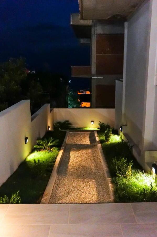 Sarandaview Hotel Kültér fotó