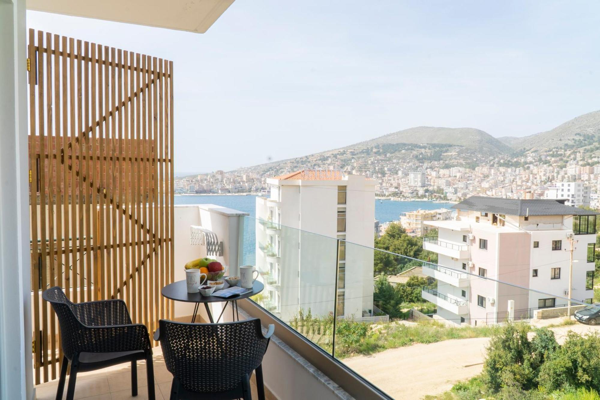 Sarandaview Hotel Kültér fotó