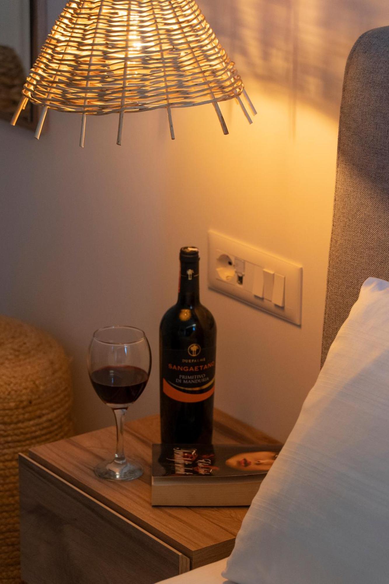 Sarandaview Hotel Kültér fotó